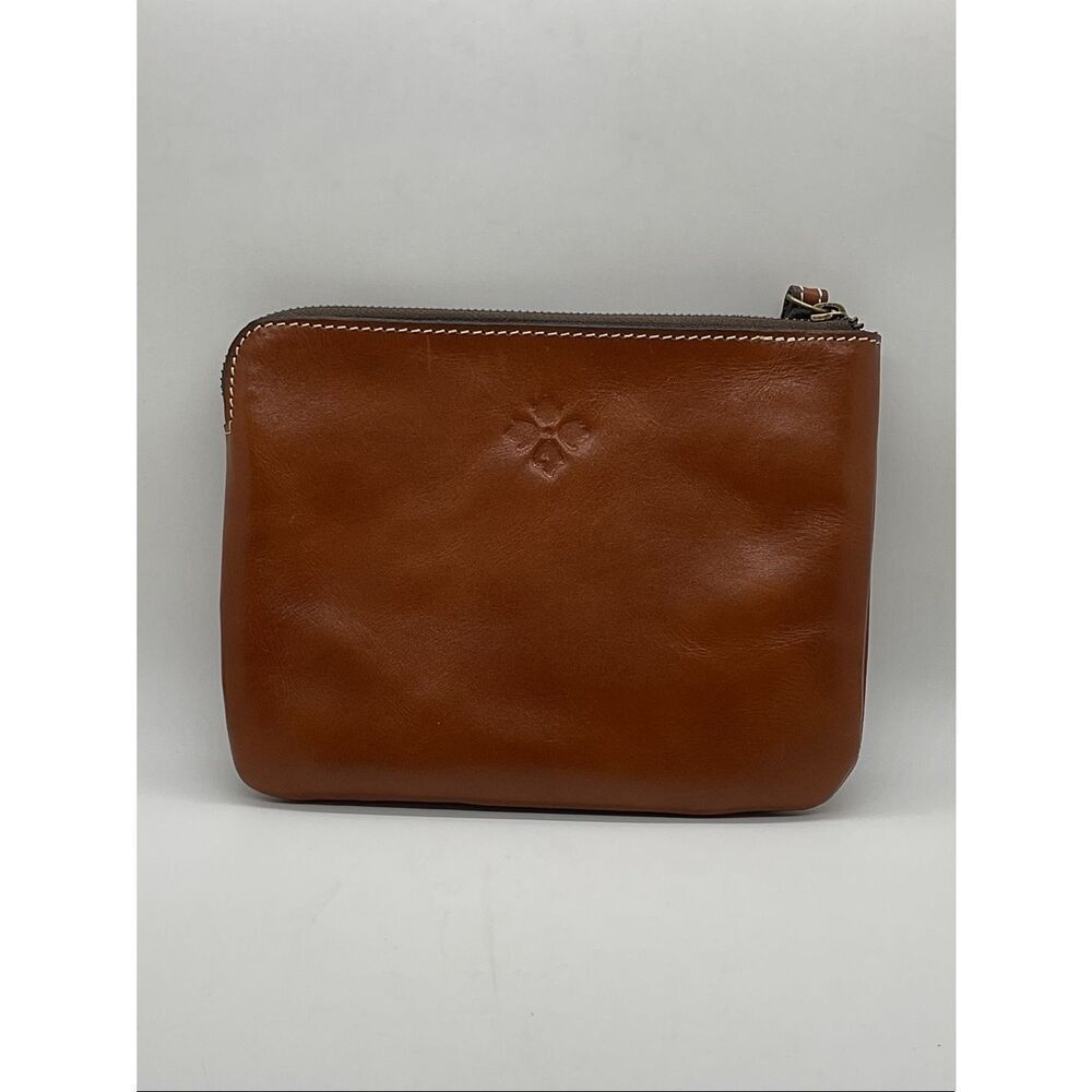 Patricia Nash Smooth Tan Leather Wristlet Clutch